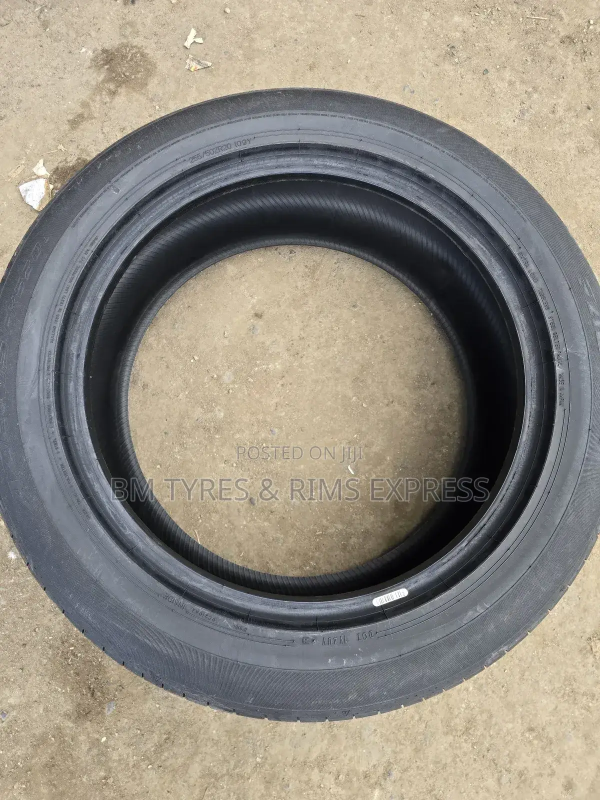 255 /50 R20 Falken Tyres (Japan) Azenis 520.