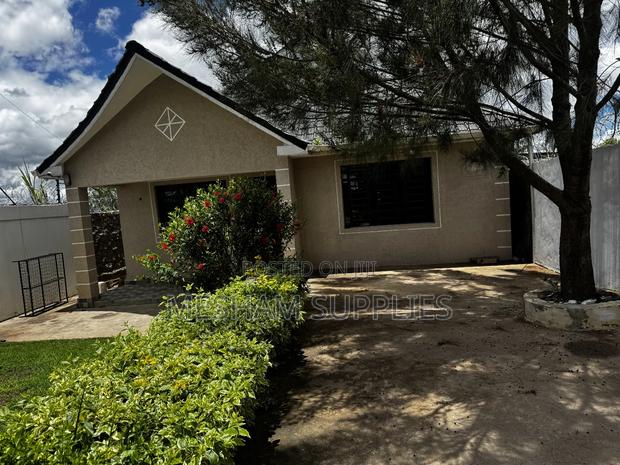 3bdrm Bungalow in Joska, Nairobi South for rent