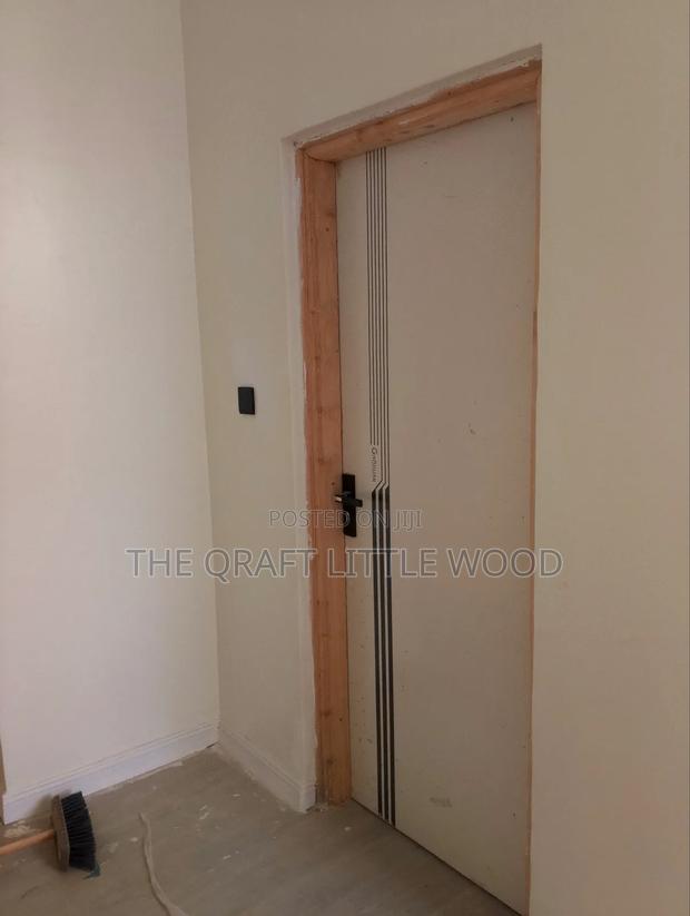Laminated Door - thumbnail 3