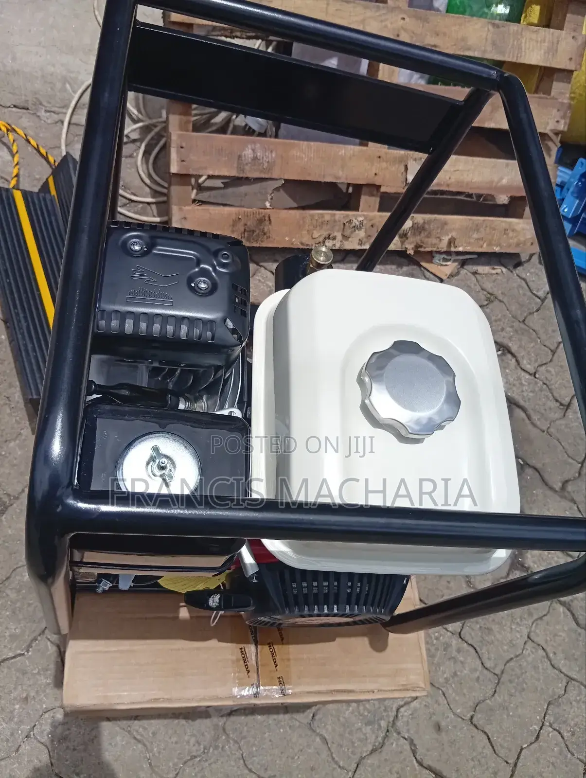 Poker Vibrator Machine