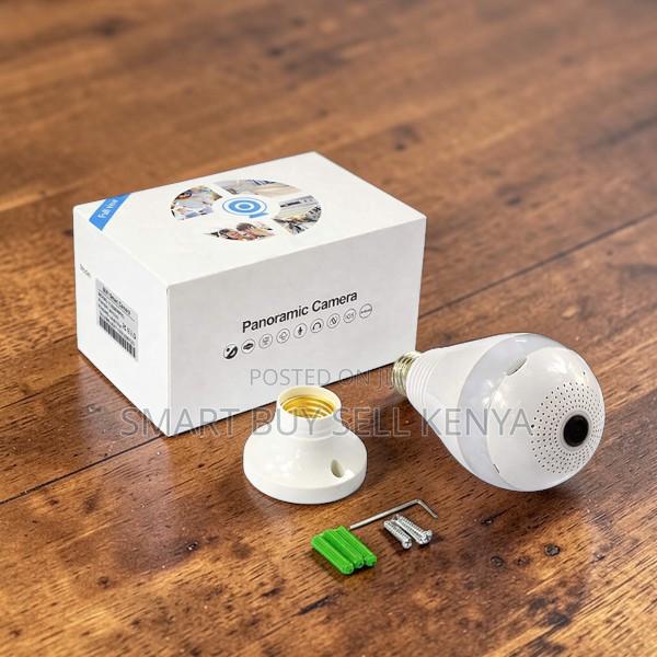Built-in Microphone Loud Speaker Panoramic Wifi Bulb Camera