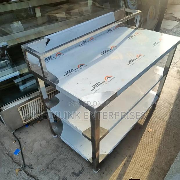 Ss 304 Customized Prep Table With a Storage Area