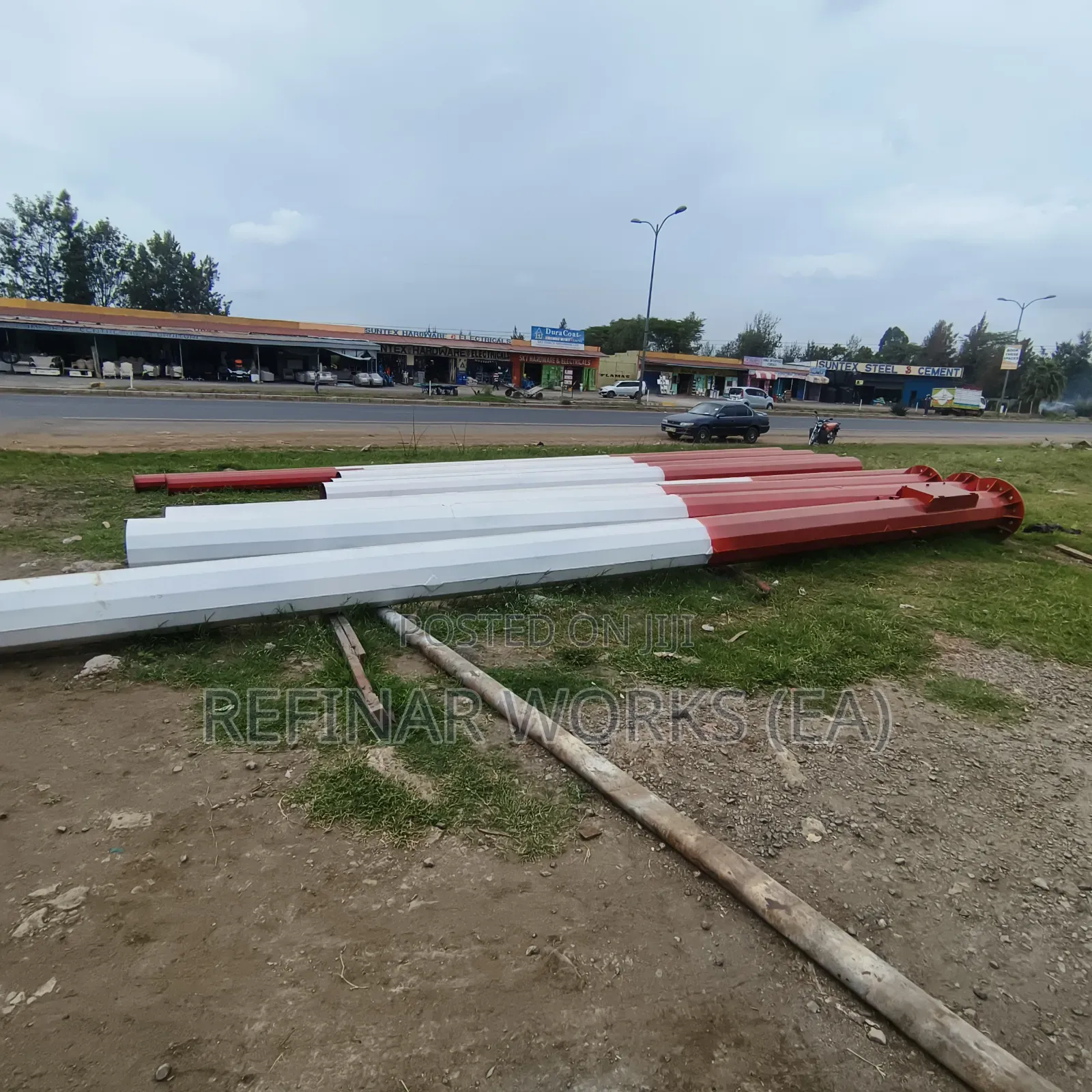 Custom Made High Mast Lighting Poles for Markets Commercial Centers