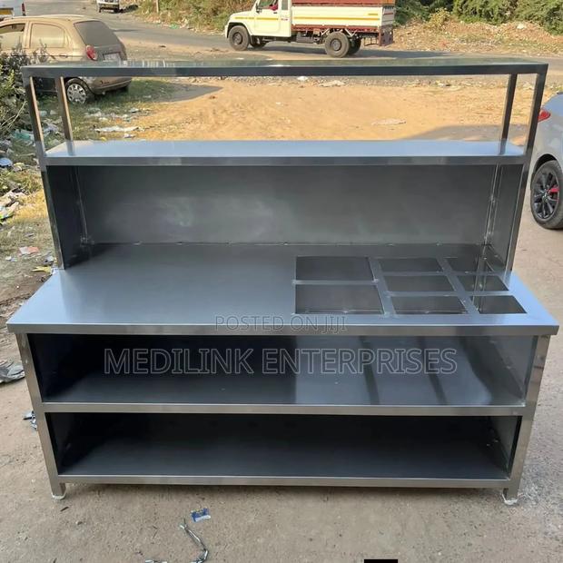 Stainless Service Bay Court (Restaurants Area)