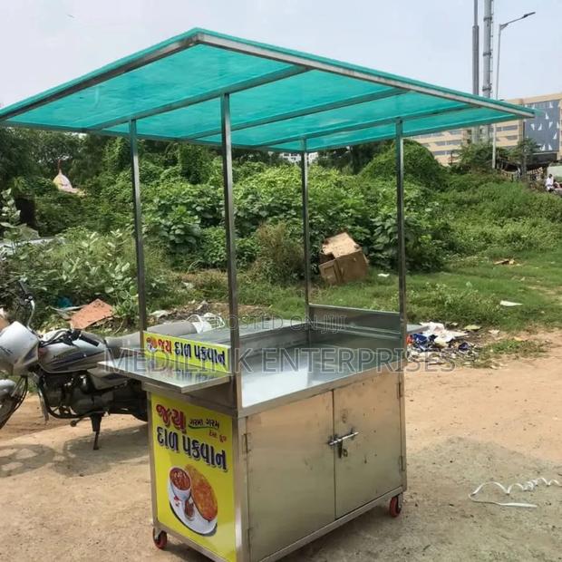 Stainless Outdoor Food Hotpass With a Cabinet