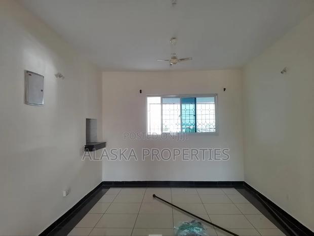 3bdrm Apartment in Nyali Estate for rent - thumbnail 4