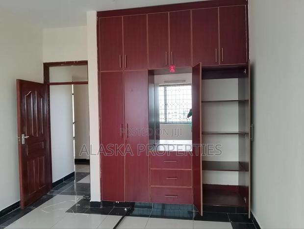 3bdrm Apartment in Nyali Estate for rent - main view