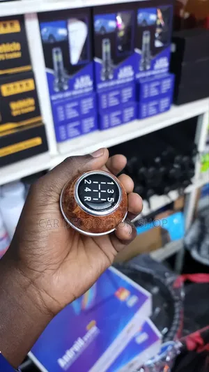 Universal 5 Speed Car Aluminum Wooden Style Gear Shift