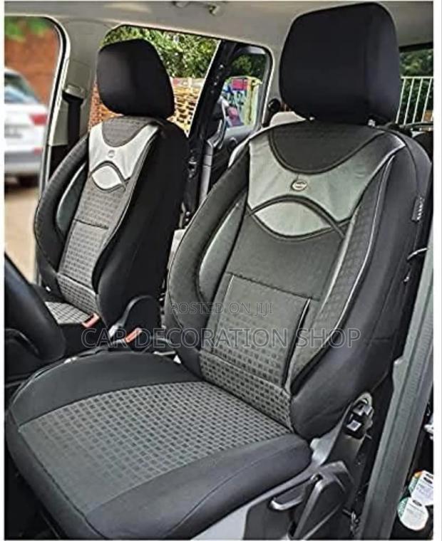 Dark Grey Heavy Fabric With Leather Seat Cushions for 5 Seater Cars