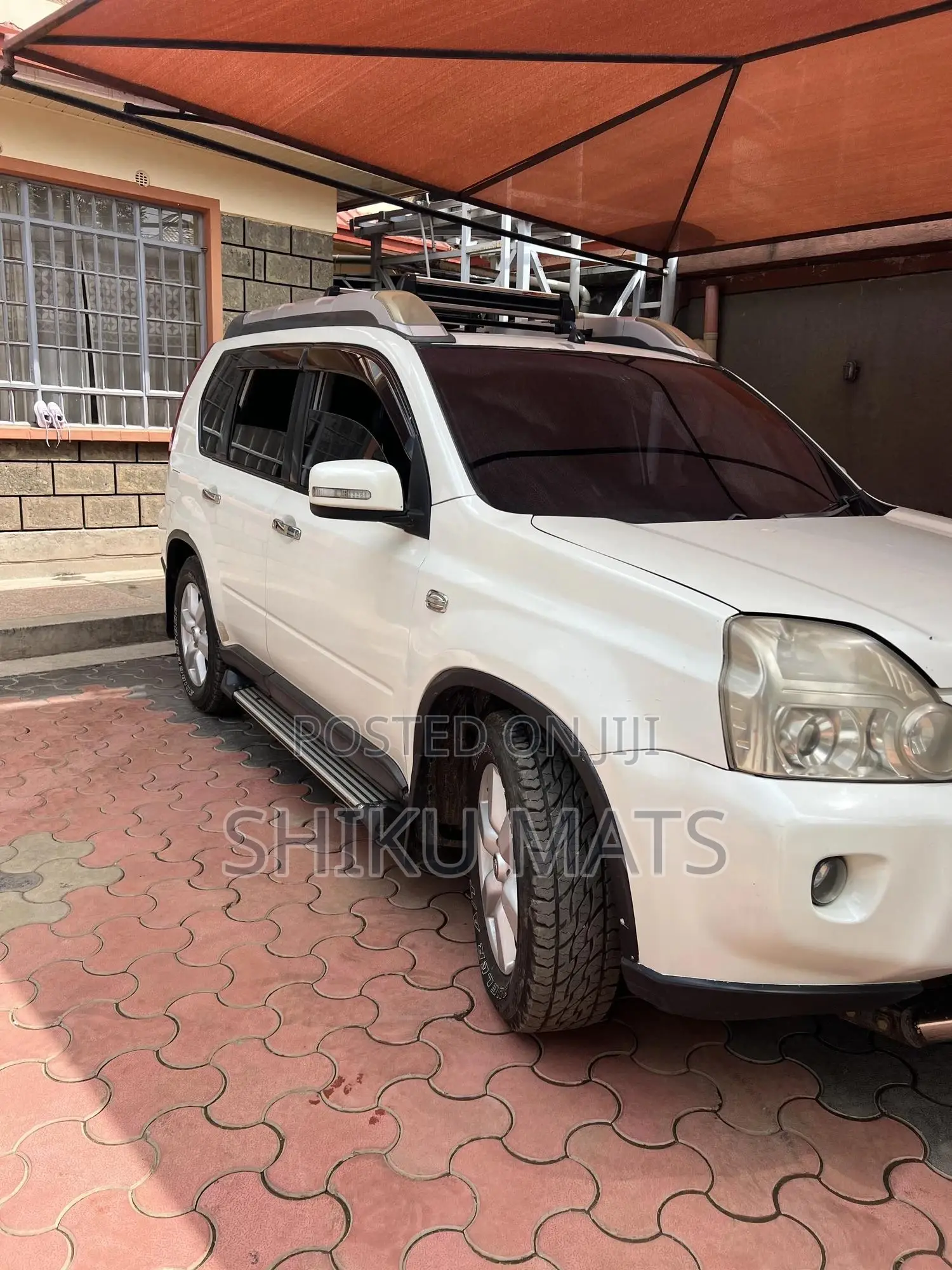 Nissan X-Trail 2012 White