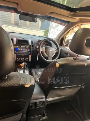Nissan X-Trail 2012 White