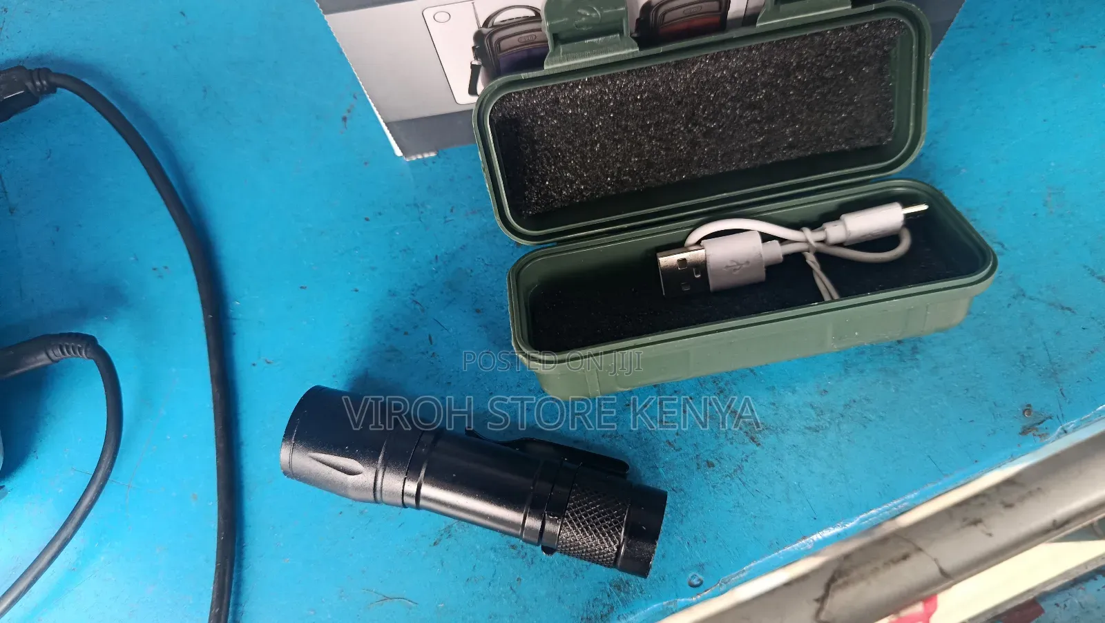 Zoom Rechargeable Led Torch