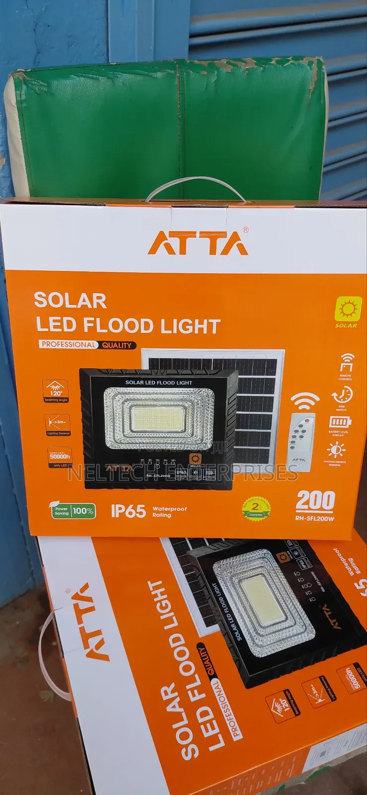 Solar Floodlights 200 Wlts
