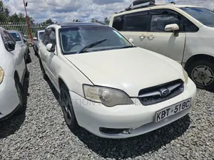 Subaru Legacy 2005 White