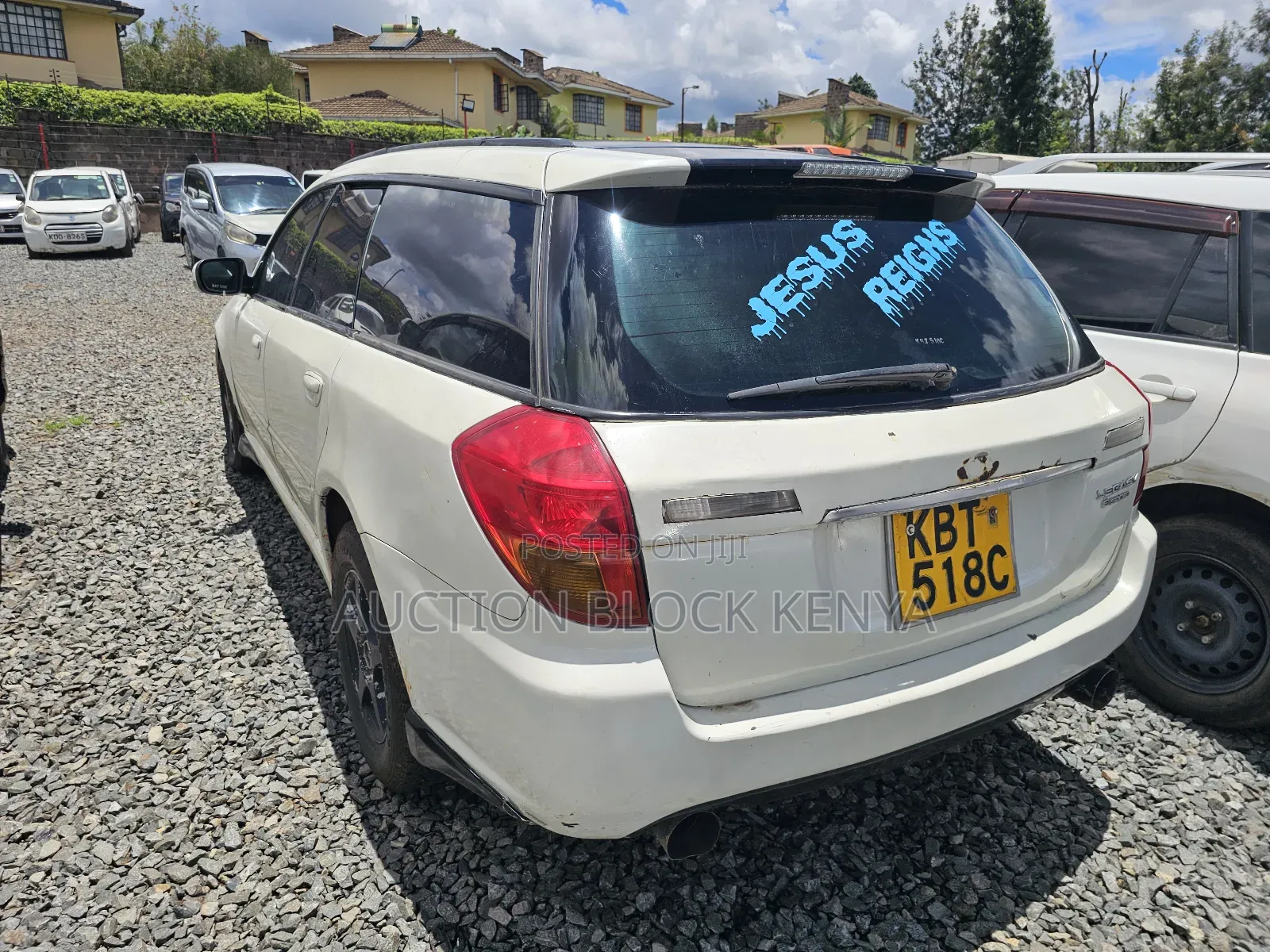 Subaru Legacy 2005 White