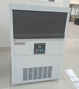 Snowvillage 40kg Ice Machine
Produces 40 Kg in 24 HRS