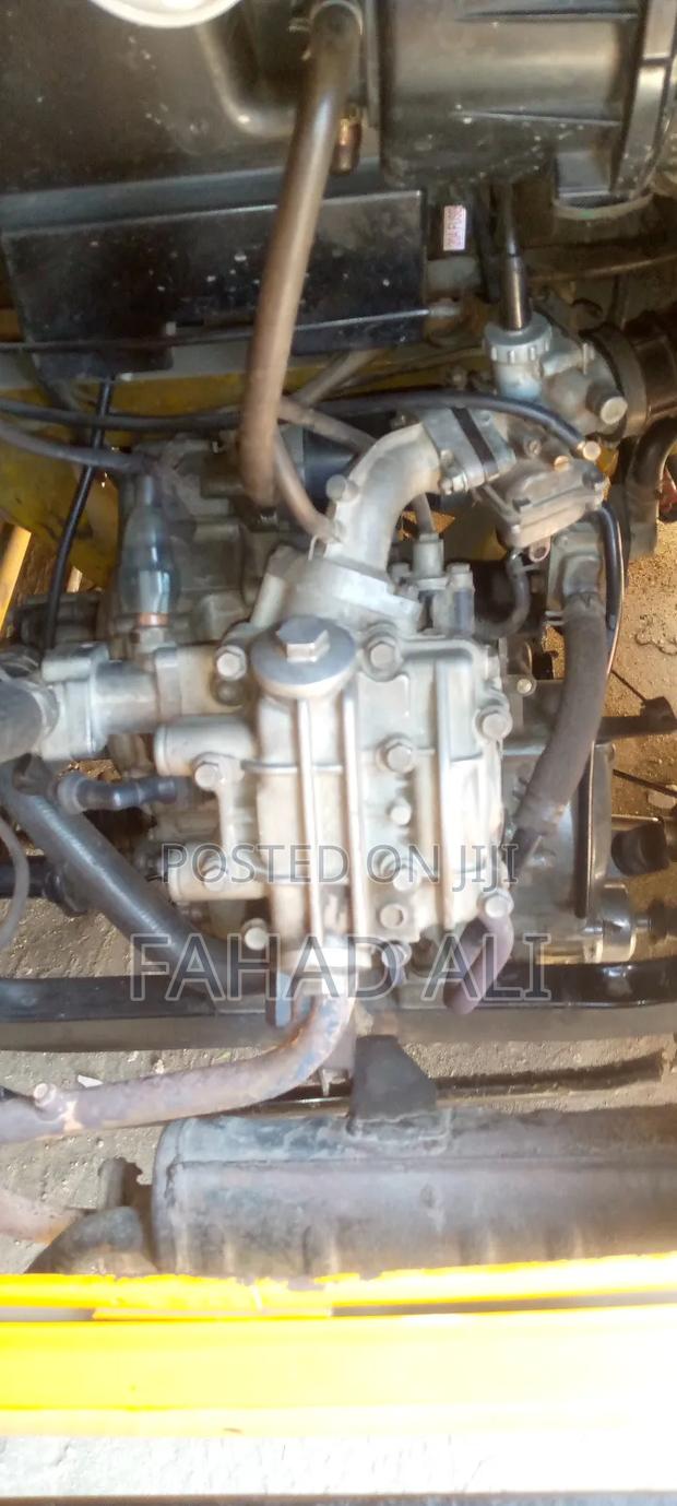 TVS 2019 Yellow - thumbnail 6