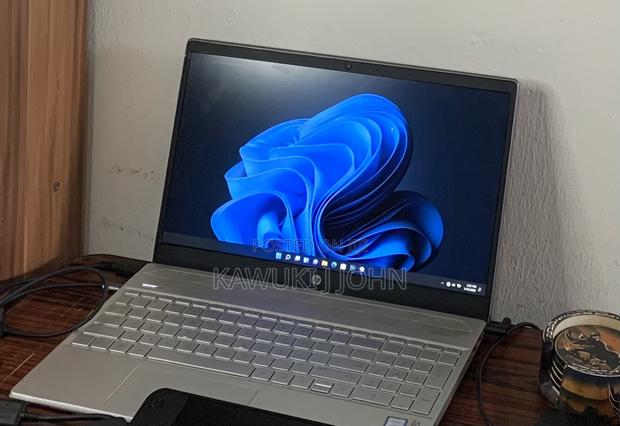 Laptop HP 15 16GB Intel Core i5 SSHD+SSD 700GB - main view