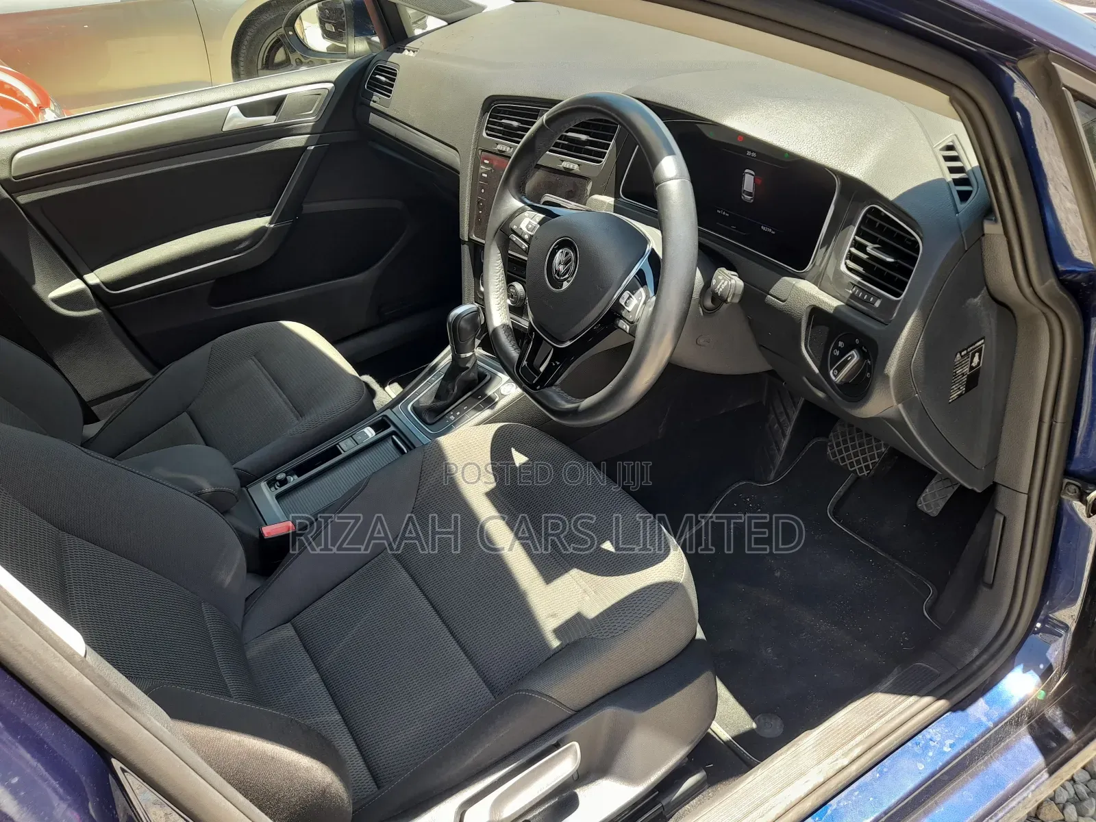Volkswagen Golf Variant 2019 Blue