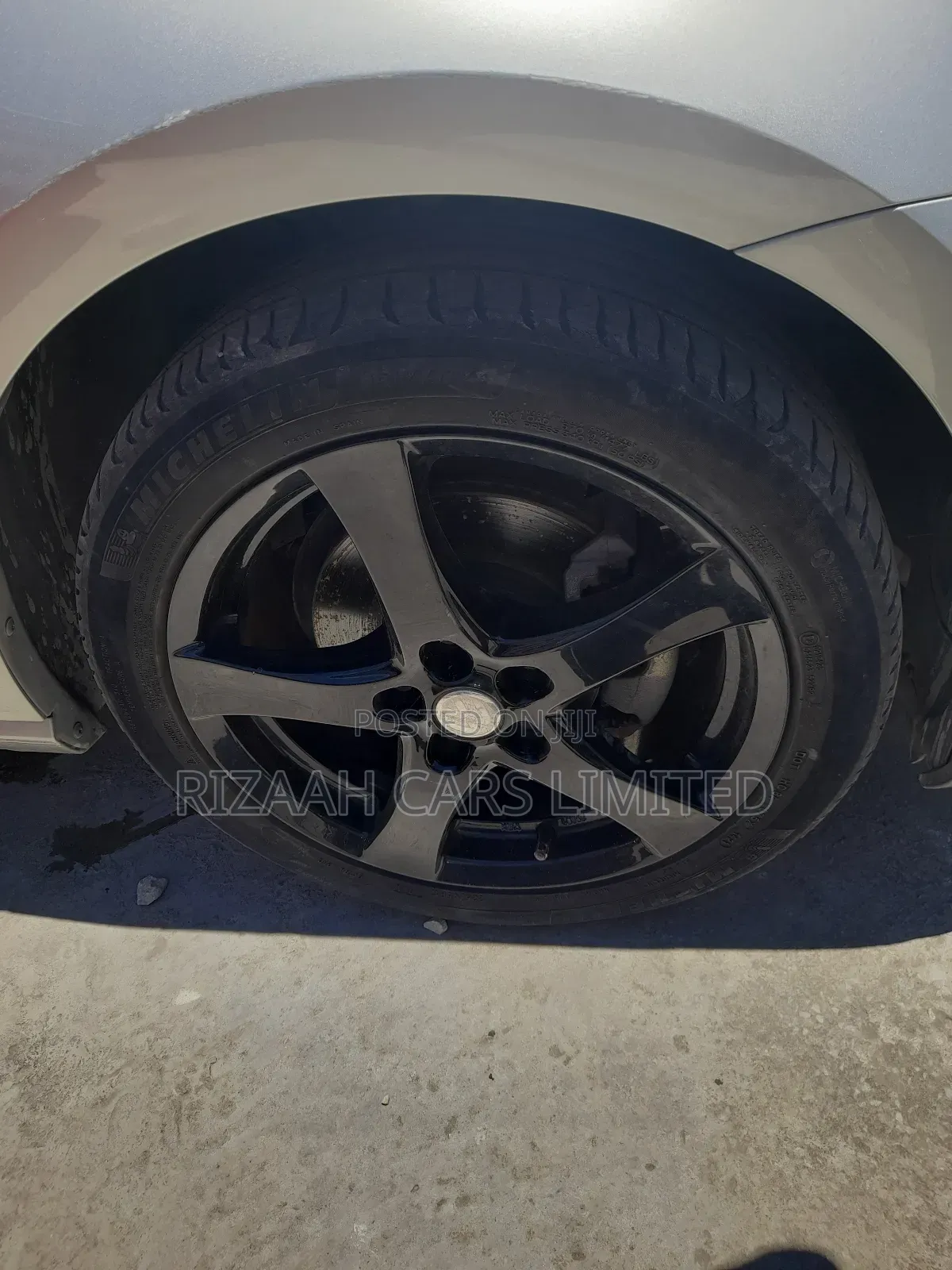 Volkswagen Golf 2019 Silver