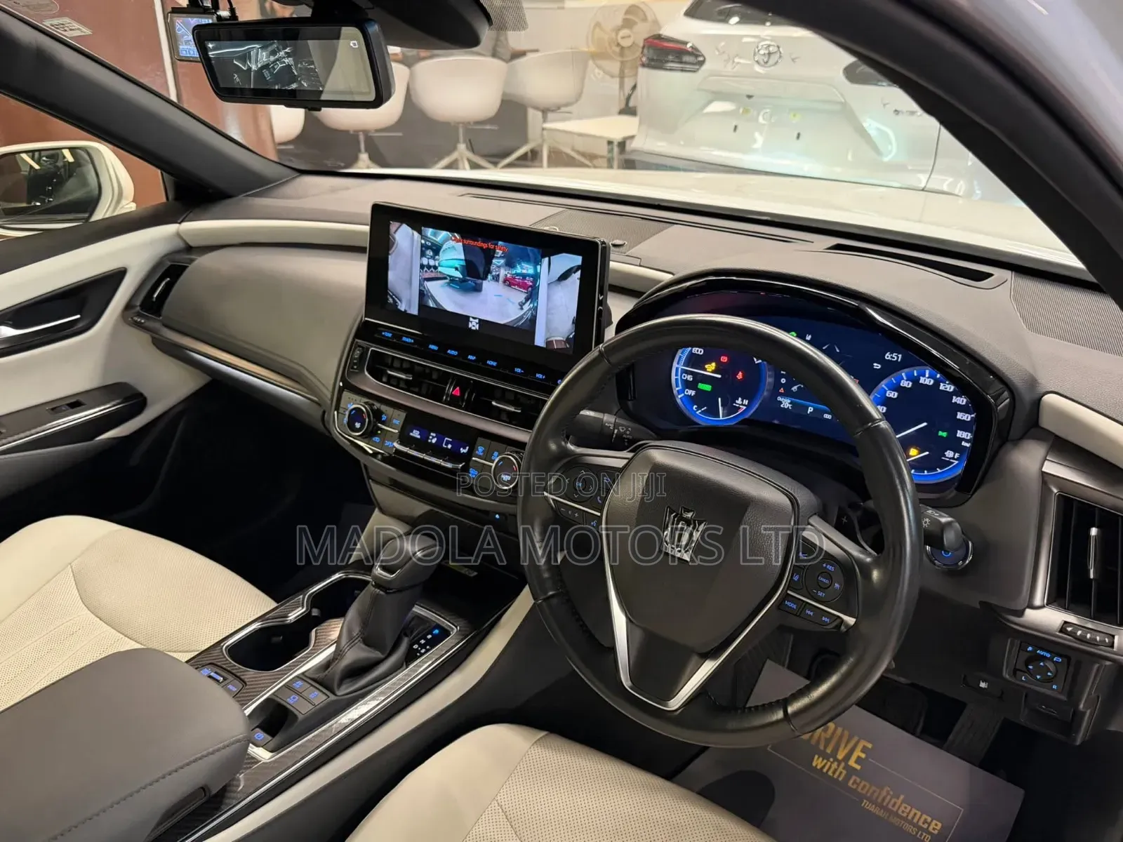 Toyota Crown 2021 White