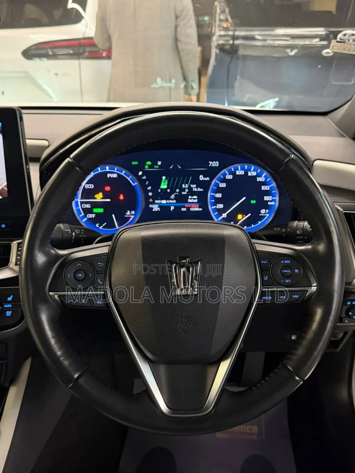 Toyota Crown 2021 White