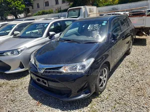 Toyota Corolla Fielder 1.5 Hybrid FWD 2018 Black