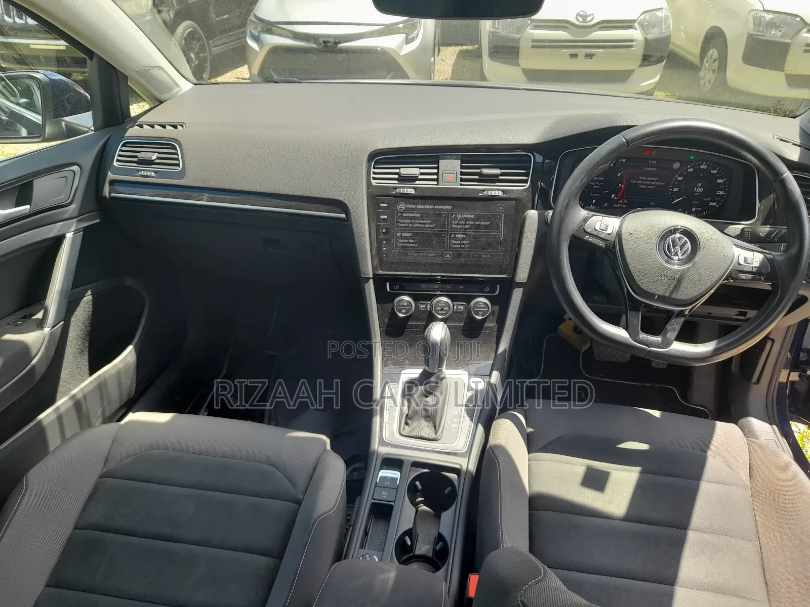 Volkswagen Golf Variant 2018 Blue