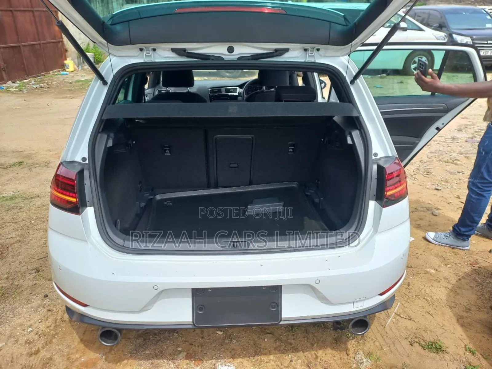 Volkswagen Golf GTI 2.0T S 2018 White