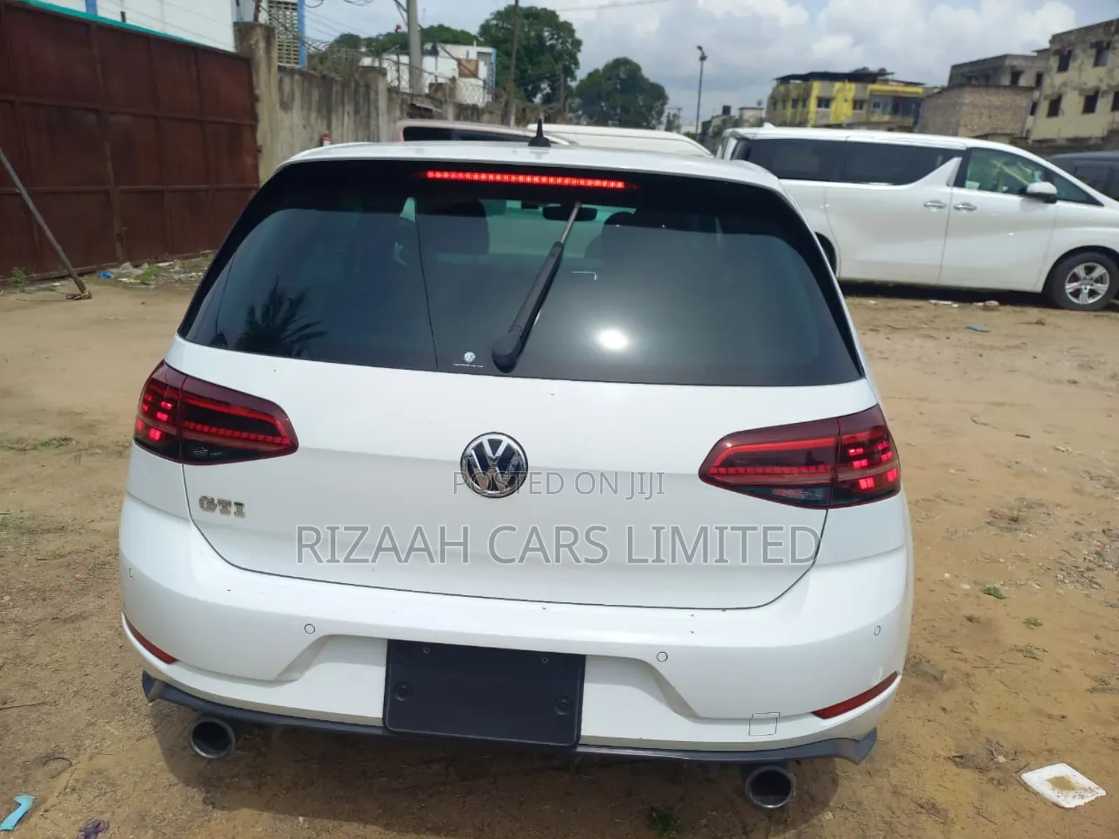 Volkswagen Golf GTI 2.0T S 2018 White