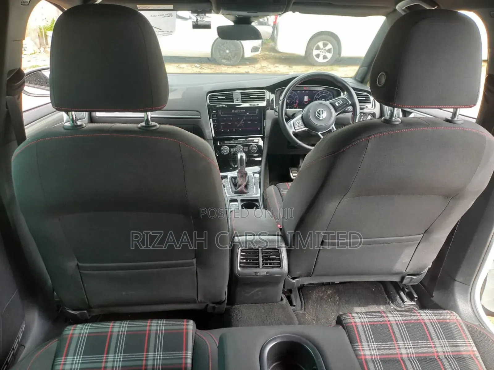 Volkswagen Golf GTI 2.0T S 2018 White