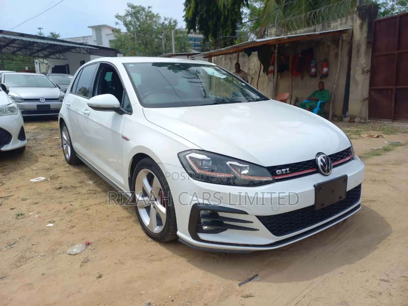 Volkswagen Golf GTI 2.0T S 2018 White