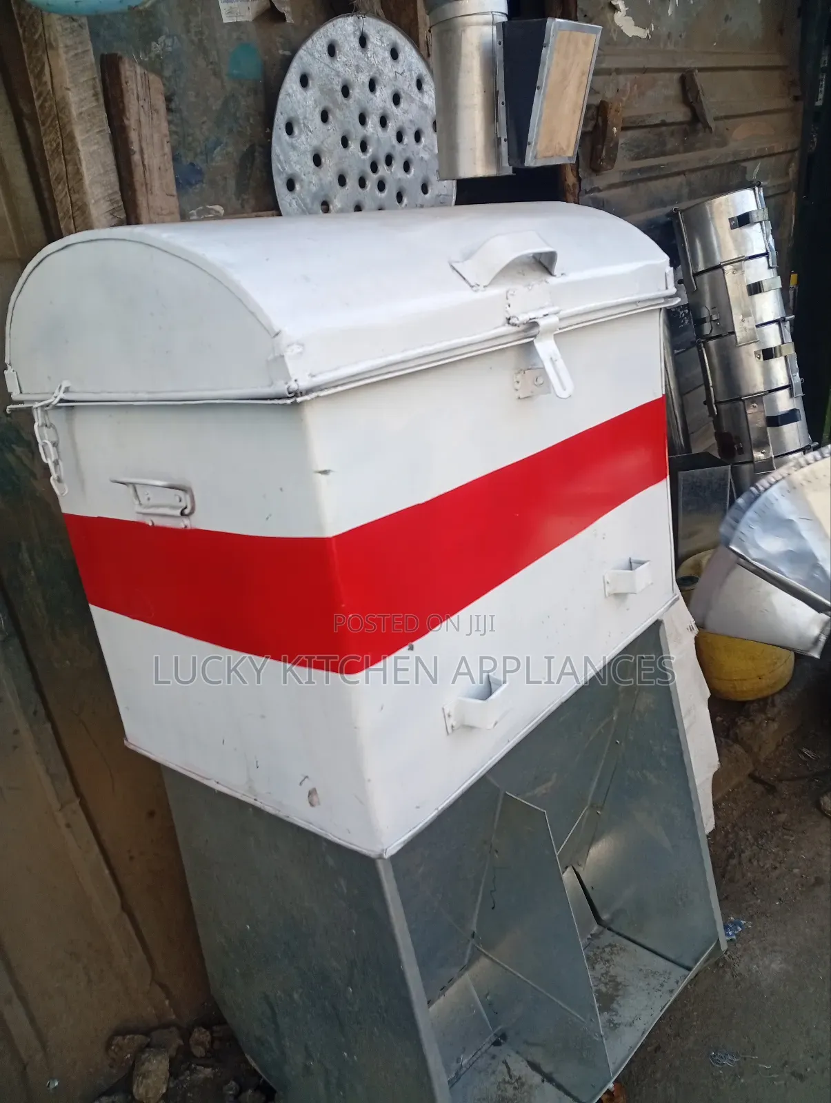 Heavy Duty Galvanised Meat Box.