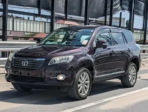 Toyota Vanguard 2014 Maroon