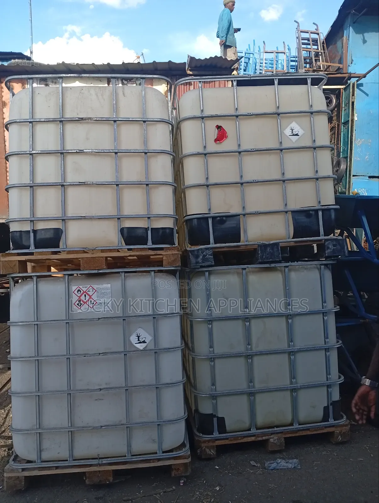 Water Storage Cage.
