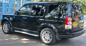 Land Rover Discovery 2010 Black