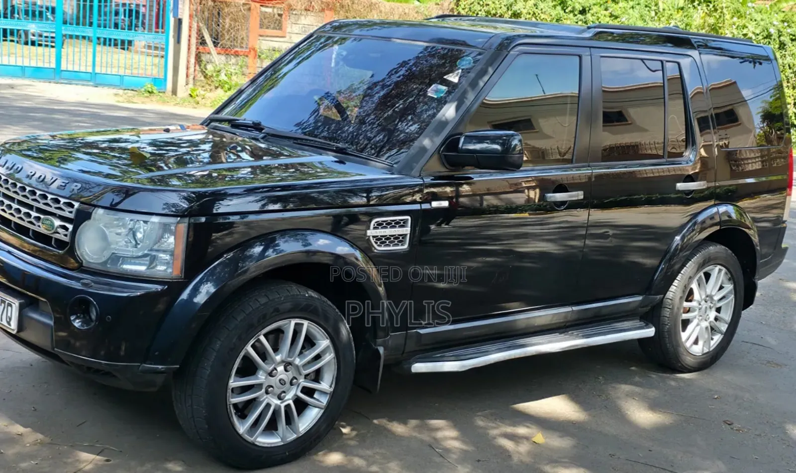 Land Rover Discovery 2010 Black