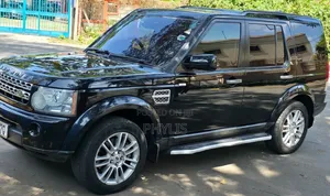 Land Rover Discovery 2010 Black