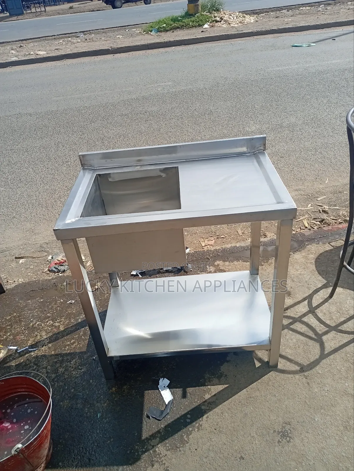 Heavy Duty Stainless Steel Single Bowl Sink.