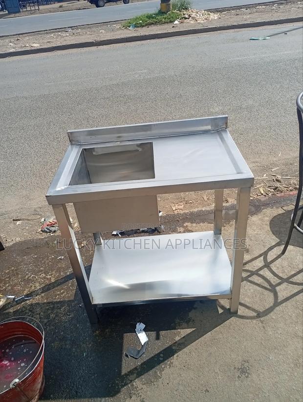 Heavy Duty Stainless Steel Single Bowl Sink.
