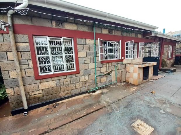 3bdrm Bungalow in Kidfarmaco for rent - thumbnail 4