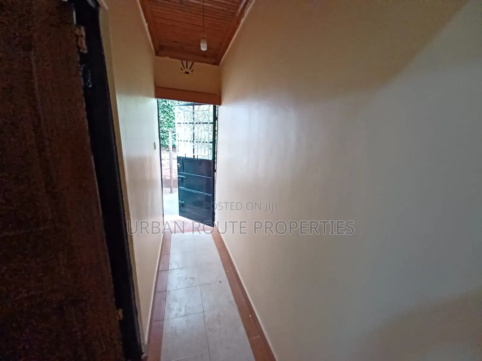 3bdrm Bungalow in Kidfarmaco for rent