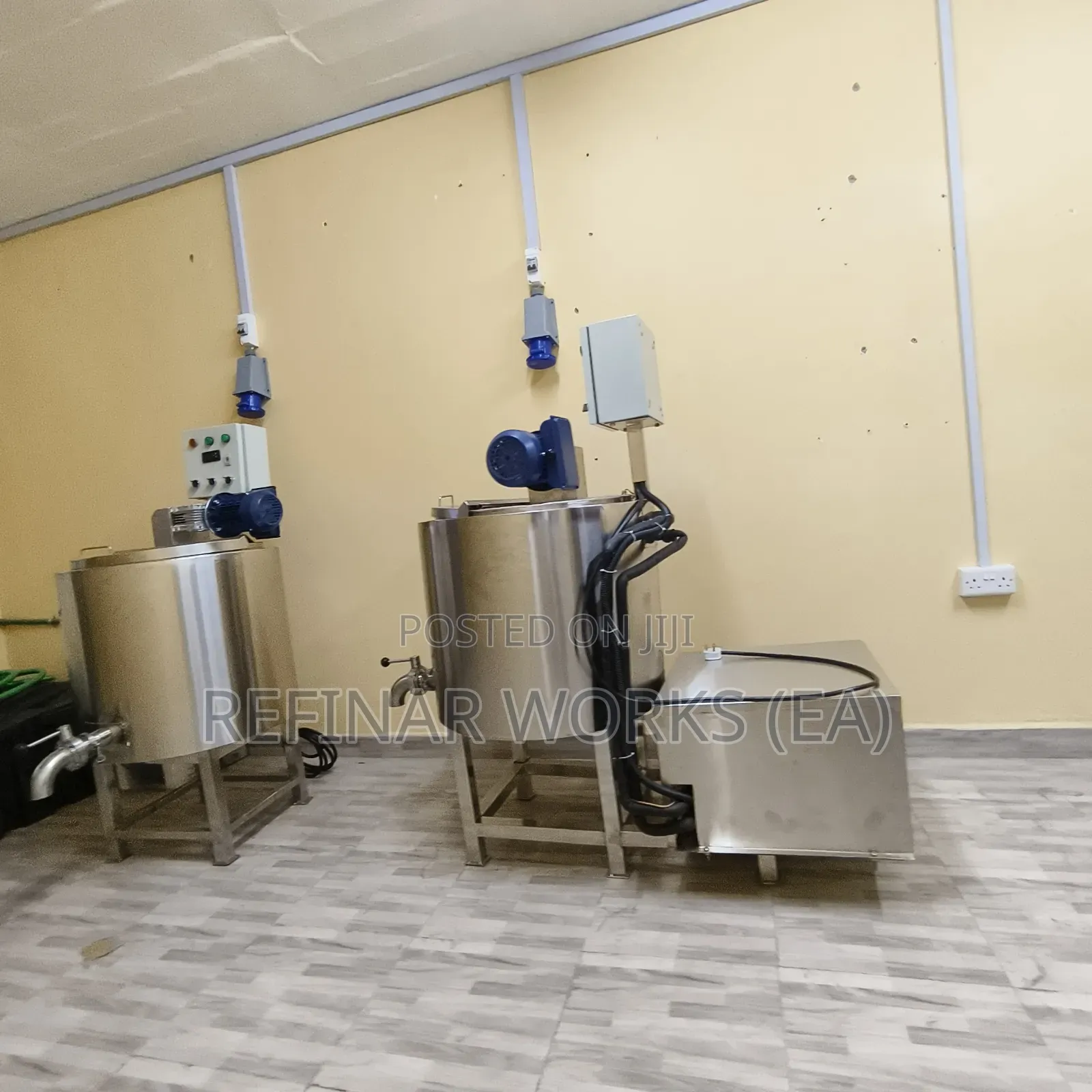 Chemical Mixing Tank With Agitator, Heating Jacket Control Panel