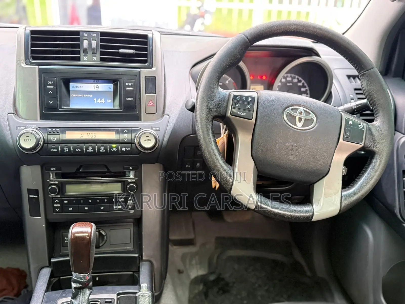 Toyota Land Cruiser Prado 2012 Gray