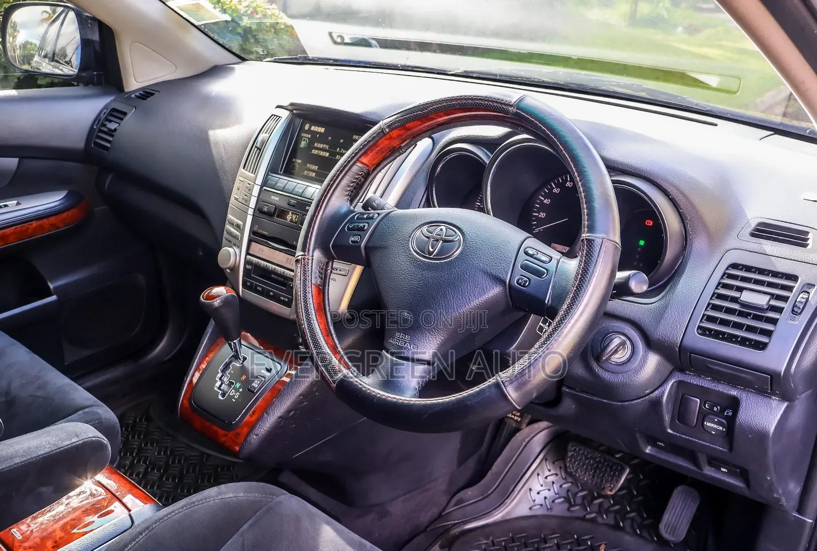 Toyota Harrier 2.4 2012 Black