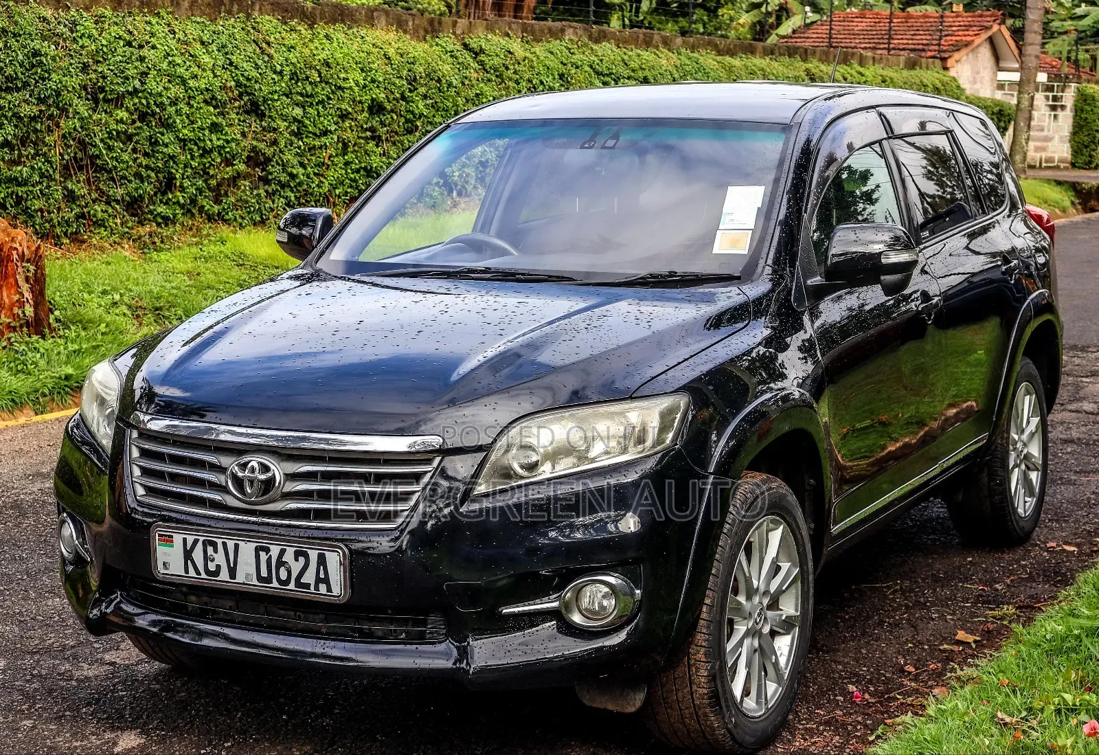 Toyota Vanguard 2012 Black