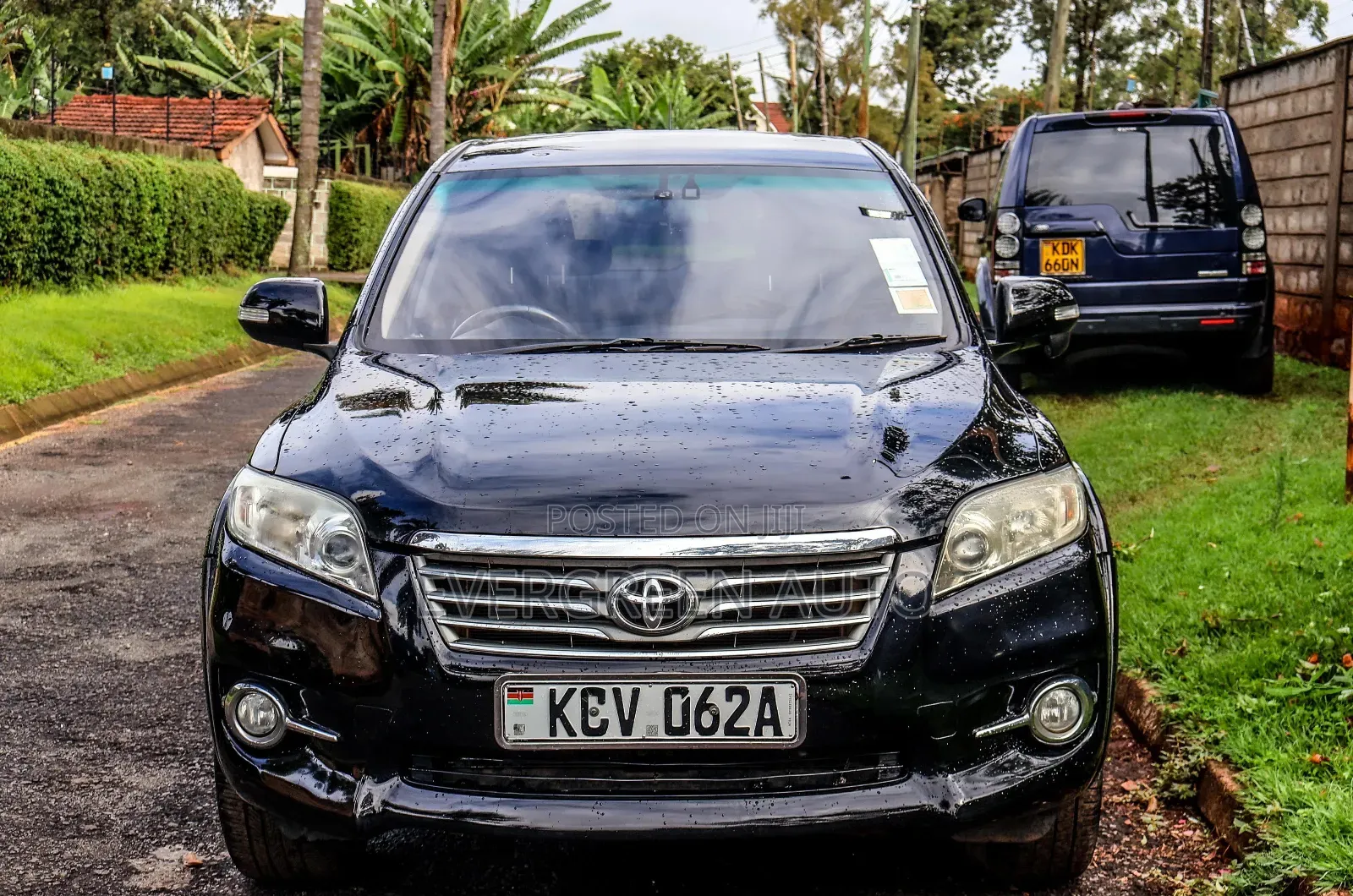 Toyota Vanguard 2012 Black