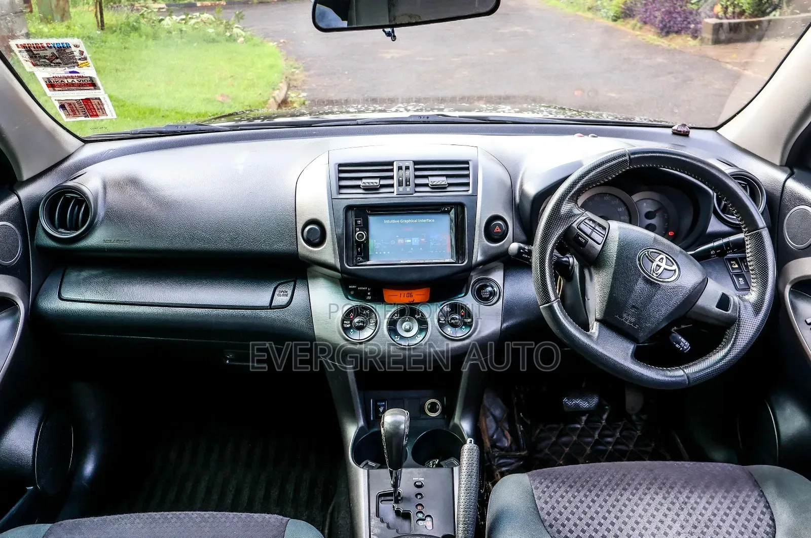 Toyota Vanguard 2012 Black