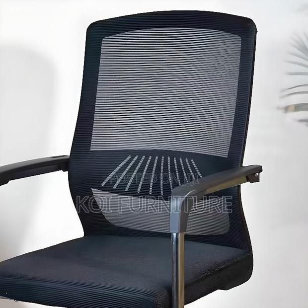 Office Chairs; Mesh Fabric Boardroom Seat With Sled Base - thumbnail 4
