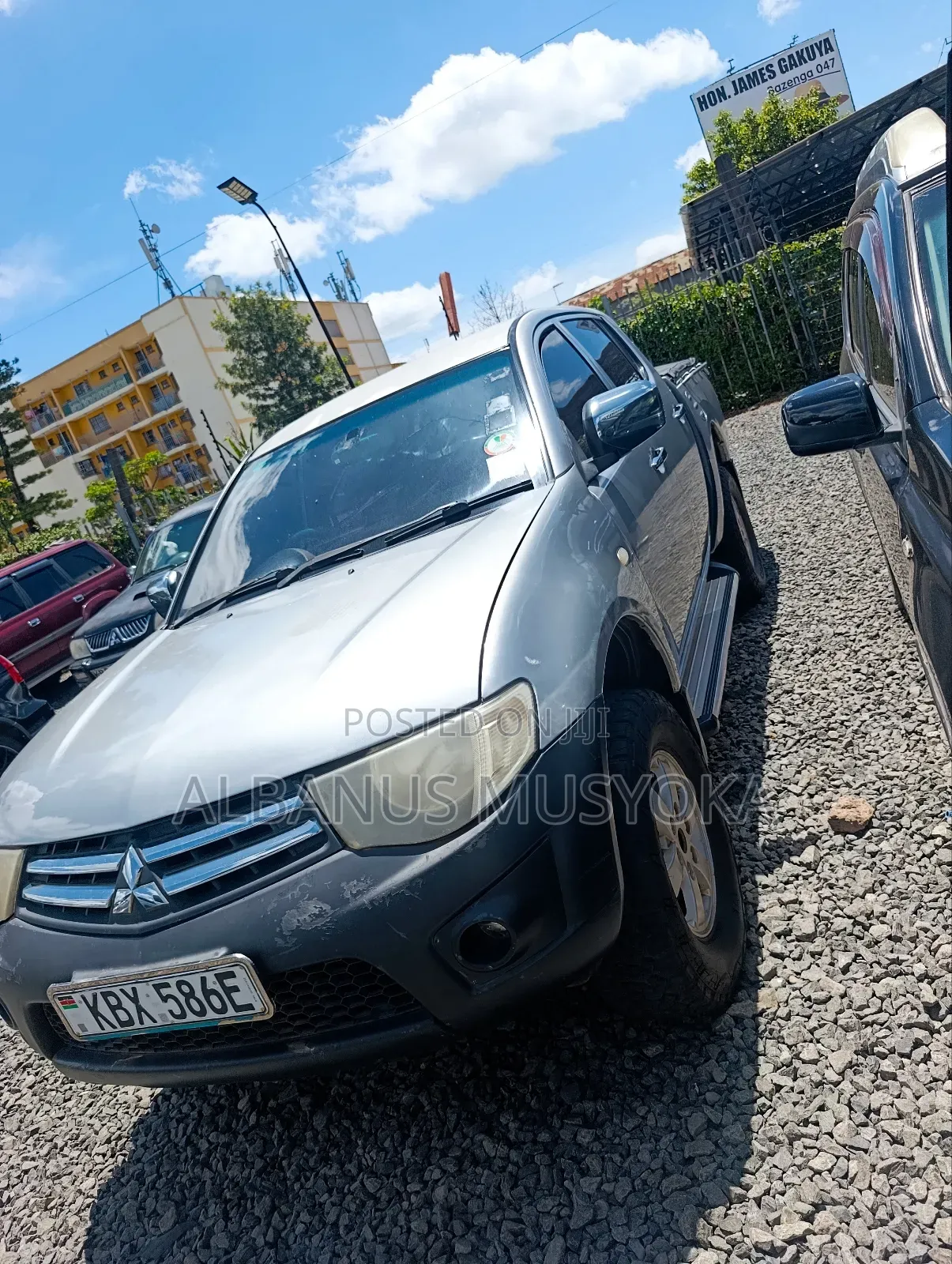 Mitsubishi L200 2012 Silver